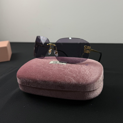 Óculos de Sol Miu Miu 8142