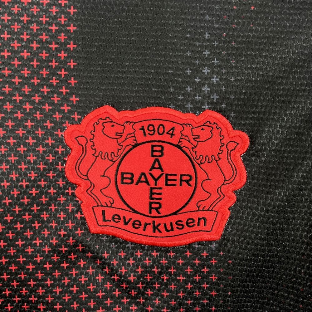 Camisola Bayer Leverkusen Principal 2025/26