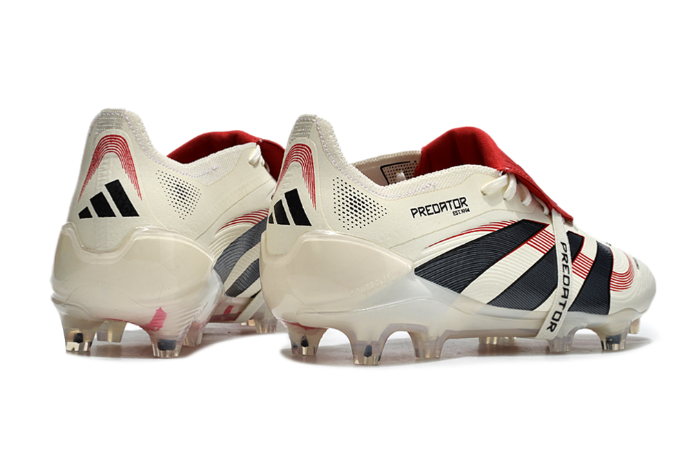 Adidas Predator com Língua Dobrada FG