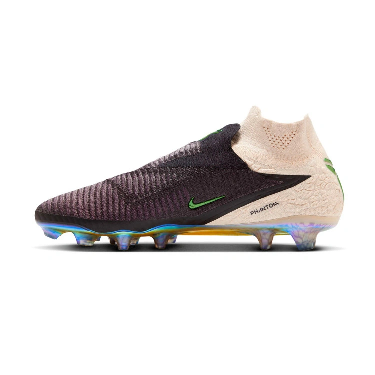 Chuteira Nike Phantom 6 High Kobe Elite FG
