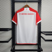 Camisola Bayern Munique Principal 2023/24