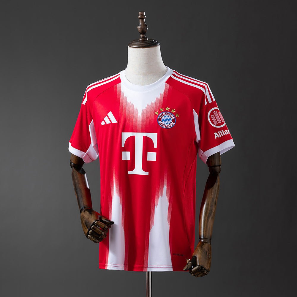 Camisola Bayern Munique Principal 2025/26