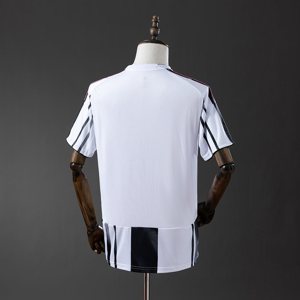 Camisola Juventus Principal 2025/26