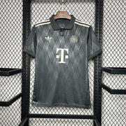 Camisola Bayern Munique Oktoberfest 2024