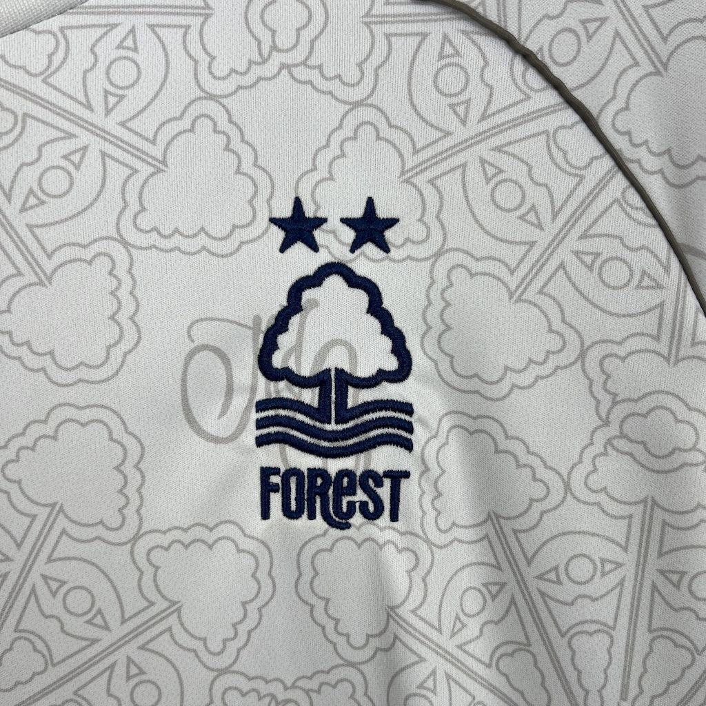 Camisola Nottingham Forest Alternativa 2025/26