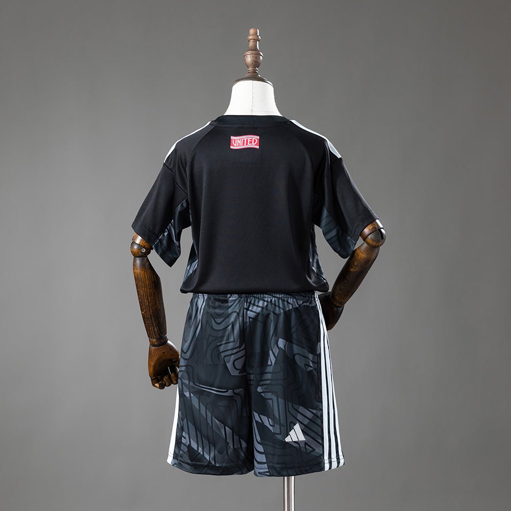 Kit Criança Manchester United Guarda-Redes Principal 2026/27