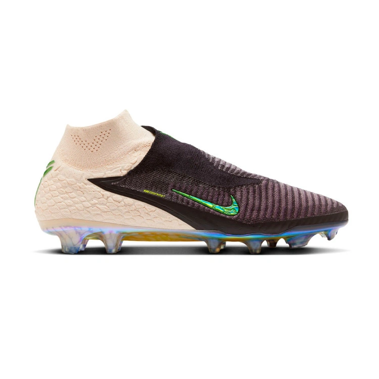 Chuteira Nike Phantom 6 High Kobe Elite FG