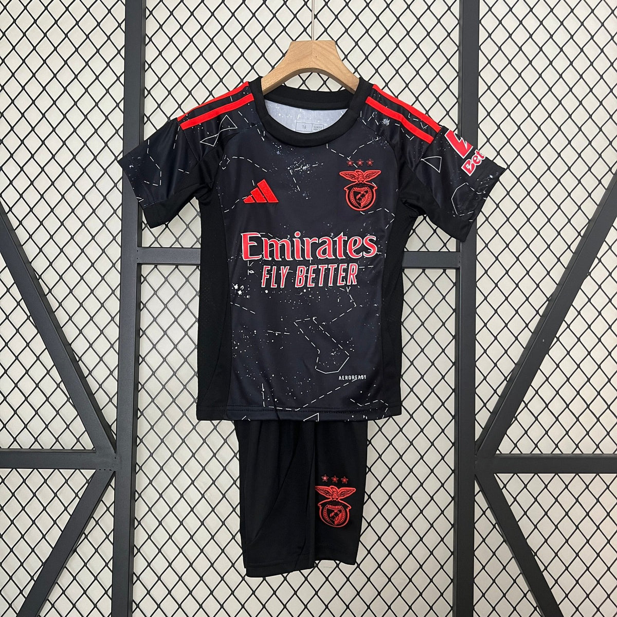 Kit Criança Benfica Alternativa 2024/25