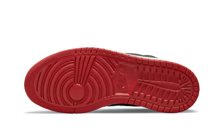Zoom Air CMFT Bred