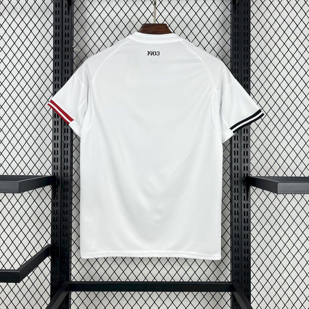 Camisola Besiktas Principal 2025/26