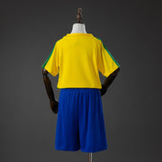 Kit Criança Brasil Principal 2002