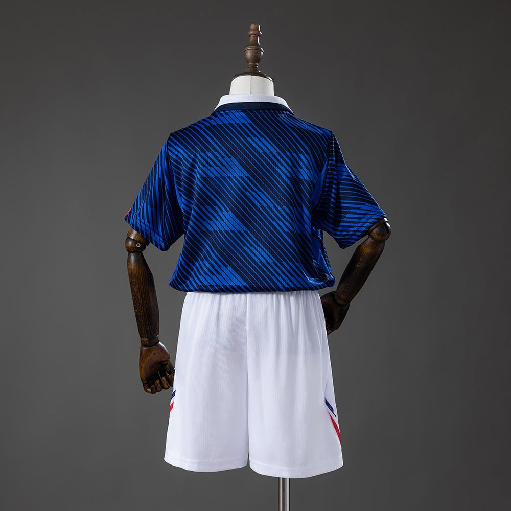 Kit Criança França Principal 2026