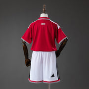 Kit Criança Manchester United Principal 2026/27